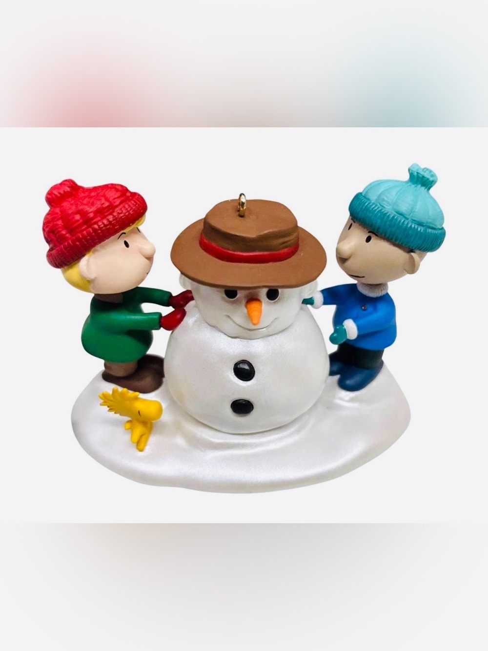 1999 Snow Day - Peanuts (Peanuts) VINTAGE Hallmark Keepsake Ornament